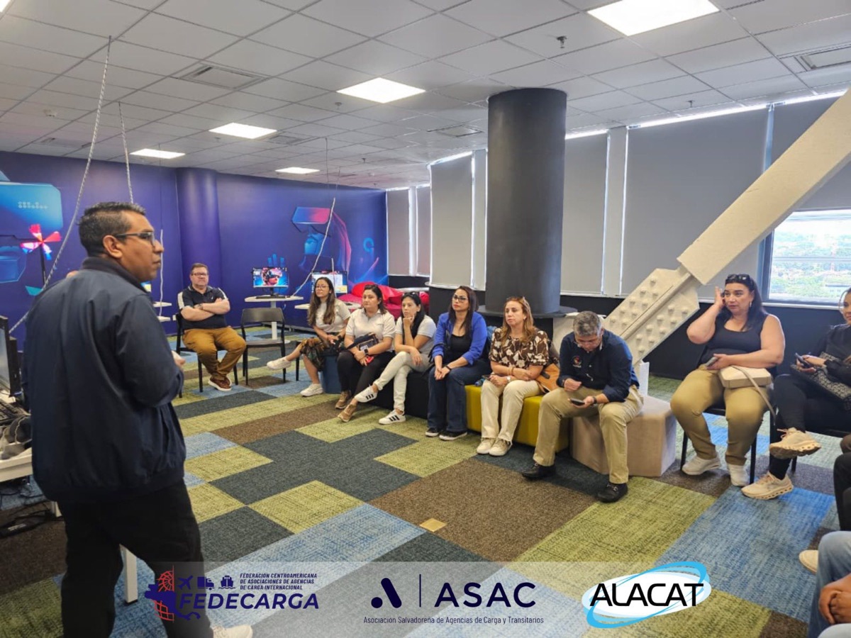 Visita de Delegaciones ALACAT y Fedecarga