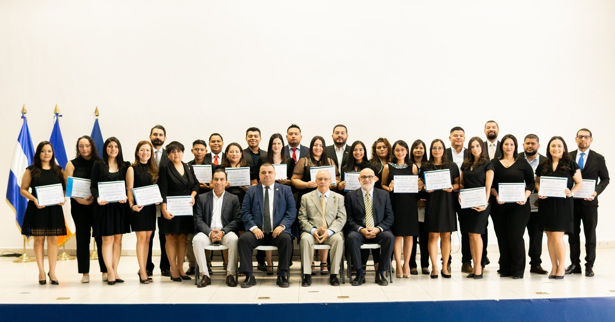 Graduación del Diplomado en Logística y Transporte Internacional 2023